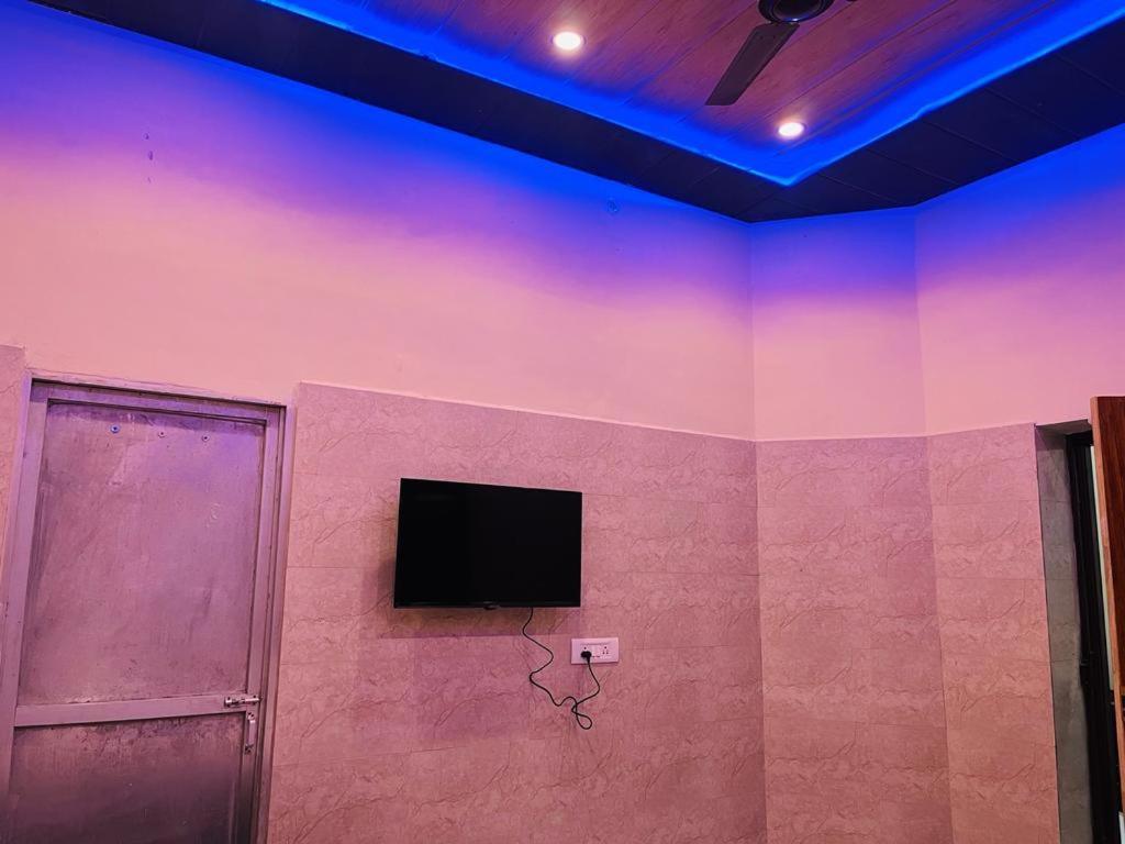Saroja Paying Guest House Varanasi Exterior foto